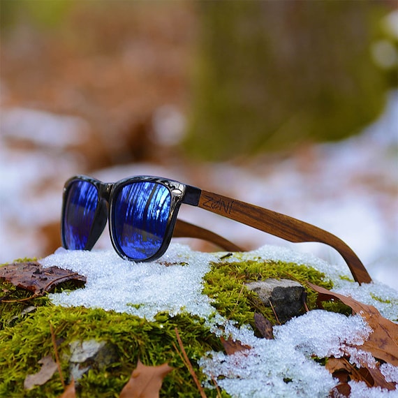Outdoor glasses street jealous