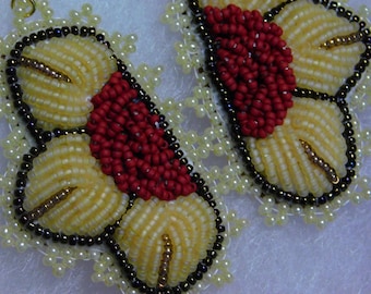 Raised beadwork flower earrings