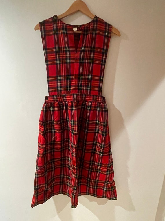 Size 14 vintage Carroll Reed Dress 100% wool
