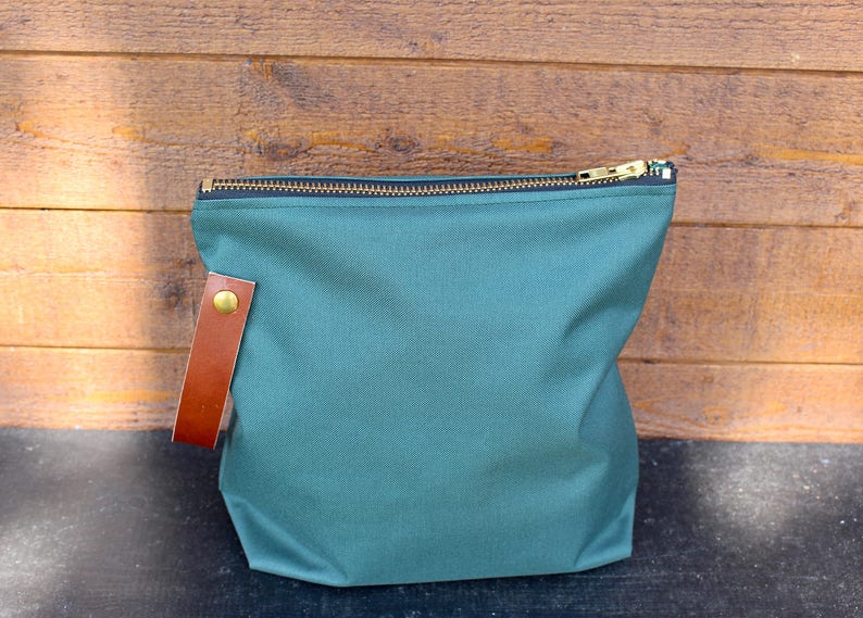 canvas pouch, envelope pouch, handbag, poutch bag, zip clutch, travel kit, minimalist hand bag, zip pouch image 9