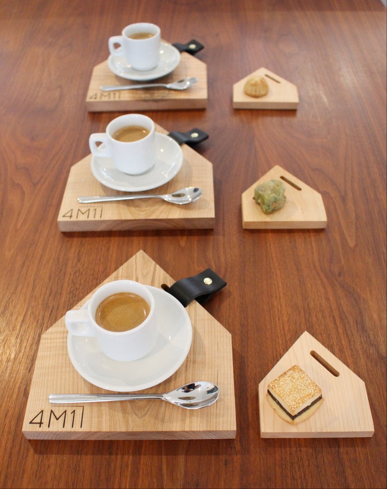 Plateau bois minimaliste, planchette de service, planche bois, centre de table bois, minimalist wood platter, dégustation, serving platter image 2
