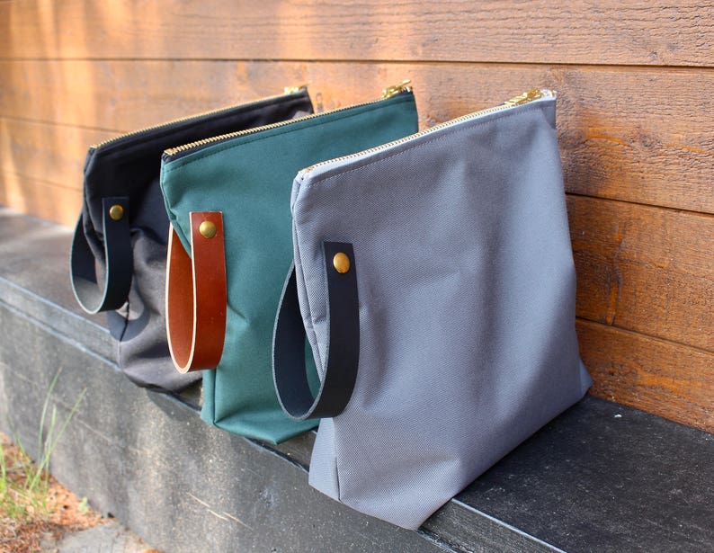 canvas pouch, envelope pouch, handbag, poutch bag, zip clutch, travel kit, minimalist hand bag, zip pouch image 6
