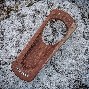 Lyre - Pentatonic 7 String - Black Walnut