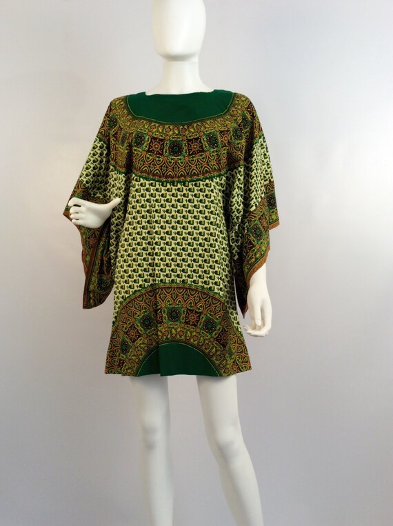 Vintage dress, green printed kimono, printed tunic