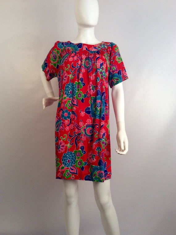 Vintage dress, red floral dress, floral beach cove