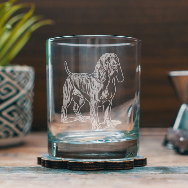 Bloodhound Customizable Dog Glasses | Your Dog's Name Personalized engraved glassware for beer, whiskey, wine & drinks. Pet owner gift