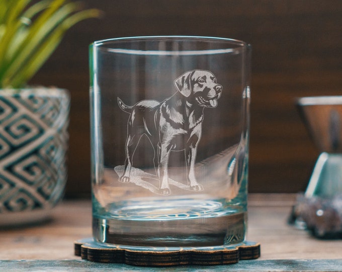 Labrador Retriever Customizable Dog Glasses | Your Dog's Name Personalized engraved glassware for beer, whiskey, wine & drinks. Lab Pet gift