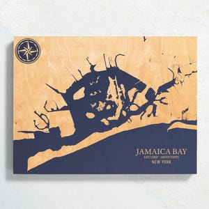 Jamaika Bay, New York Karte | "Graviertes Holz Küstenkarte Wand Kunst Zeichen, Strand Wohnkultur nautischen Druck, einzigartiges personalisiertes Geschenk für die Familie