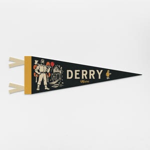 Derry Maine Filz Wimpel | Banner mit einer Stadt. Vintage Town & State Pride Typografie Flagge Halloween Wohnkultur. Maine Gruselgeschenk USA