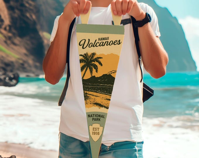 Hawaii Volcanoes National Park Felt Pennant | State poster. Vintage typography Hawaii flag wall art coastal home decor. USA Handmade Gift