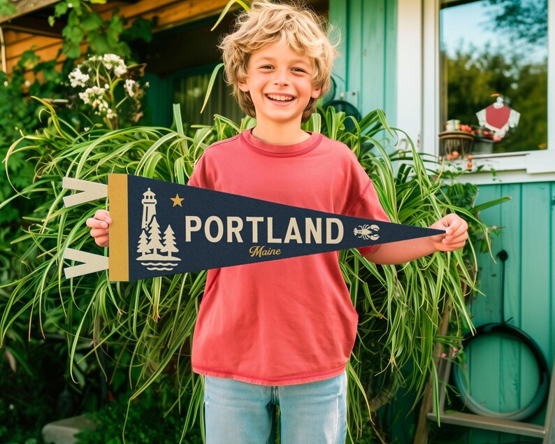 Portland Maine Felt Pennant | Forest City banner poster. Vintage town & state pride typography flag home decor. Travel gift USA image 6