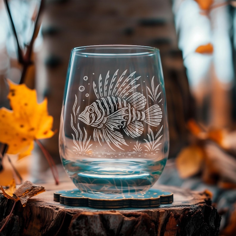 Lionfish Glasses | Laser Etched Lionfish Illustration, Ocean Wildlife Barware, Coastal Gift image 6