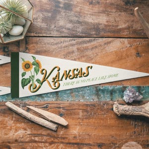 Kansas Felt Pennant | Vintage Midwest Charm Home Decor. Handcrafted Sunflower Souvenir State Wall Art. Unique Heartland Gift. USA Handmade