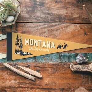 Montana Felt Pennant | Big Sky Country State Banner Poster. Vintage ...
