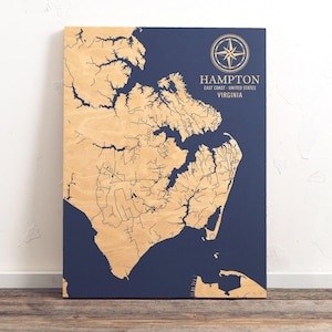 Hampton, Virginia Karte | "Graviertes Holz Küsten Karte Wand Kunst Zeichen, Strand Wohnkultur Nautisches Leben Druck, Einzigartiges personalisiertes Familien Geschenk."
