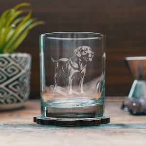 Labrador Retriever Customizable Dog Glasses | Your Dog&#39;s Name Personalized engraved glassware for beer, whiskey, wine & drinks. Lab Pet gift