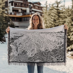de la carte des pistes de ski de Mammoth Mountain en Californie | Cette couverture douillette et douce est un excellent cadeau de décoration de cabine pour les skieurs et les planchistes