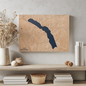 Lago Eklutna Alaska / Decorazione per la casa con mappa personalizzata del lago, regalo personalizzato per casa sul lago, regalo per anniversario di matrimonio in campeggio, arte murale in legno incisa