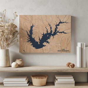 Lake Roy Roberts Texas / Decorazione per la casa con mappa personalizzata del lago, regalo personalizzato per casa sul lago, regalo per campeggio di nozze per anniversario, arte murale in legno incisa