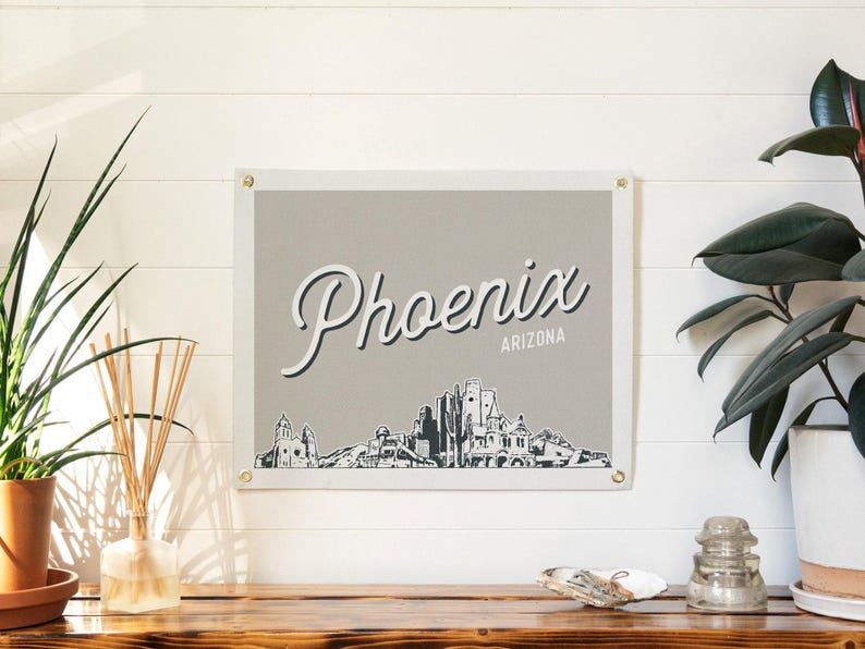 Phoenix, Arizona vilten posterbanner | Muurkunstdrukbord met skyline van de stad. Vintage woondecoratie met stadslijntekening. Handgemaakt cadeau-idee Gray