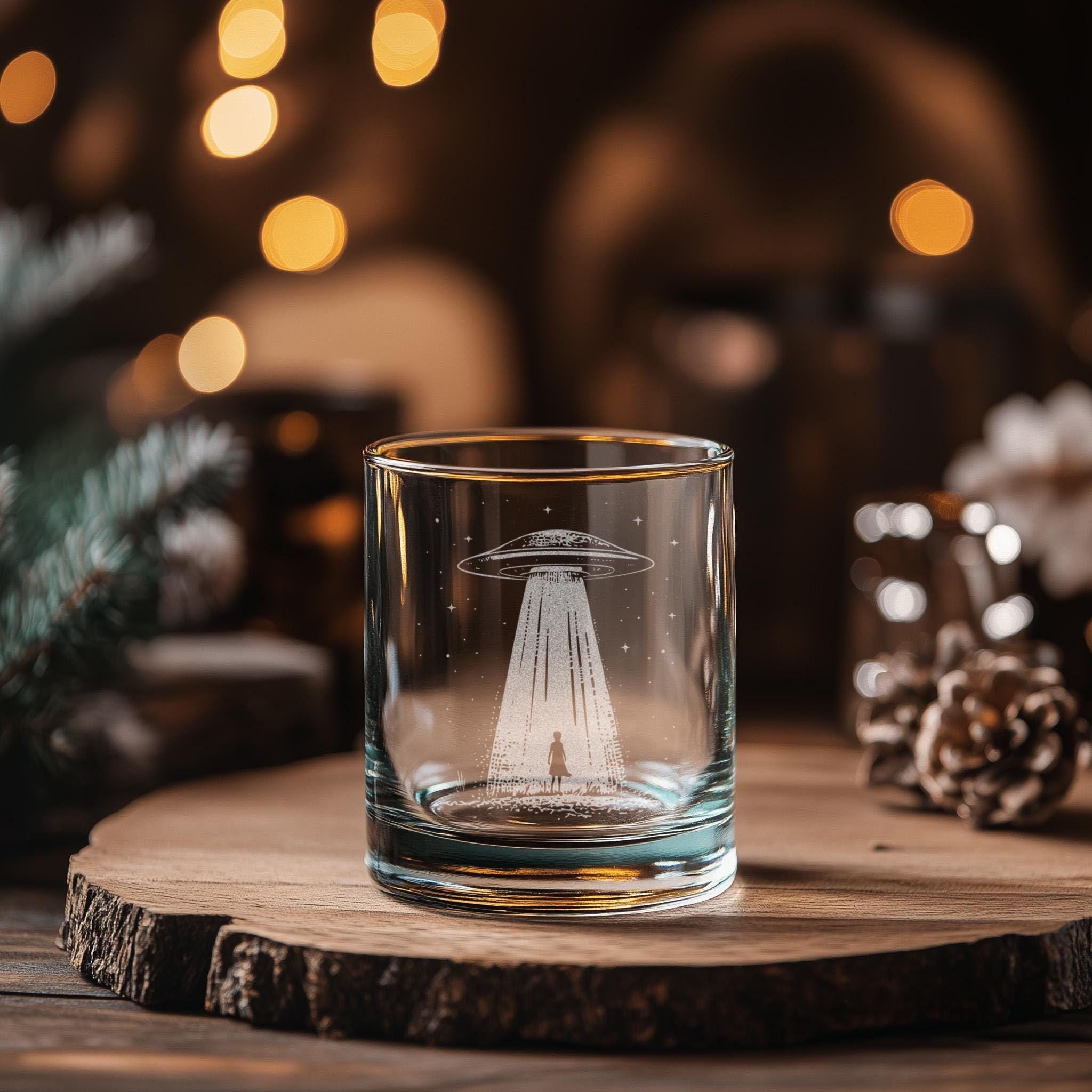 UFO Alien Glasses | Extraterrestrial Themed Personalized Whiskey, Wine & Beer Glassware, Sci-Fi Drinkware, Outer Space Enthusiasts Gift