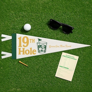 19th Hole Felt Pennant | Vintage Sports Banner, Golf Decor, Funny Golfer Gift, Golf Flag Wall Art Print, Golf Memorabilia, Man Cave Bar