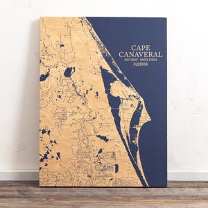 Kaart Cape Canaveral, Florida | Gegraveerd houten bord kustkunst, strandhuis woondecoratie muur hangend nautische print, uniek gepersonaliseerd cadeau
