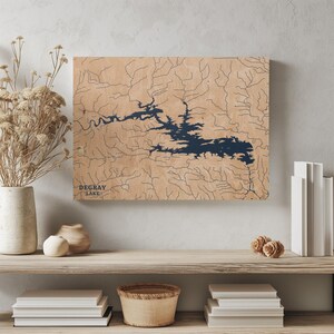 DeGray Lake Arkansas / Decorazione per la casa con mappa personalizzata del lago, regalo personalizzato per casa sul lago, regalo per anniversario di matrimonio in campeggio, arte murale in legno incisa