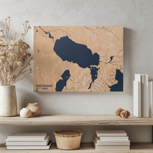 Becharof See Alaskas | Benutzerdefinierte See Karte Wohnkultur, personalisierte See Haus Geschenk, Jahrestag Hochzeitslager Geschenk, gravierte Holz Wandkunst
