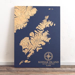 Kodiak Island, Alaska Karte | Geschenk für die ganze Familie, Strandhaus-Dekor-Wandbehang, gravierter Küstendruck, einzigartiges Geschenk für die Familie