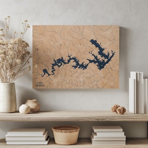 Lake James North Carolina / Decorazione per la casa con mappa personalizzata del lago, regalo personalizzato per casa sul lago, regalo per campeggio di nozze per anniversario, arte murale in legno incisa