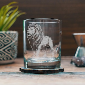 Lion Glasses | Personalized Safari Whiskey, Wine & Beer Etched Glassware Gift, African Wildlife Themed Drinkware, Memorable Trip Gift.