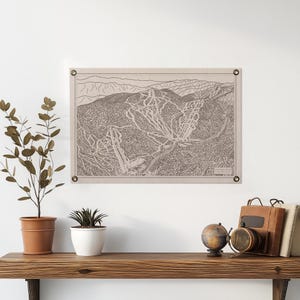 Poster en feutre de carte des montagnes du Vermont de Smugglers Notch | cadeau d'art mural montagne ski snowboard vintage. Décoration d'intérieur fanion drapeau. Fait main aux États-Unis