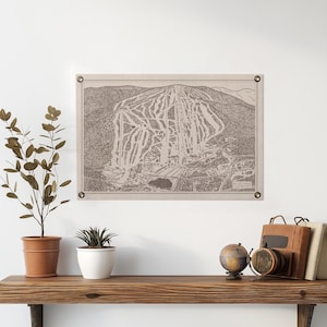 Póster de fieltro con mapa de montaña de Mount Snow, Vermont. Arte de pared vintage de esquí y snowboard. Banderín de bandera para decoración del hogar. Hecho a mano en EE. UU.