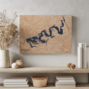 Douglasie Lake Tennessee | Benutzerdefinierte See Karte Wohnkultur, personalisierte See Haus Geschenk, Jahrestag Hochzeitslager Geschenk, gravierte Holz Wandkunst