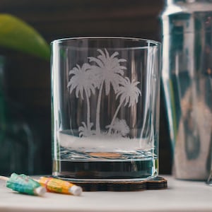 Palm Tree Glasses | Personalized Beer, Cocktail, Whiskey, Wine glassware. Tropical Island Beach Gift. Coastal living barware home decor.