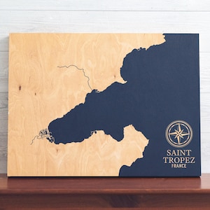 Mapa de Saint Tropez, Francia / Letrero de pared con carta costera grabada en madera, decoración náutica para casa de playa, regalo familiar personalizado único