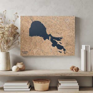 Klarer See Kalifornien | Benutzerdefinierte See Karte Wohnkultur, personalisierte See Haus Geschenk, Jahrestag Hochzeitslager Geschenk, gravierte Holz Wandkunst