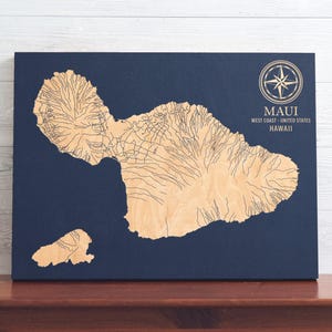 Maui, Hawaii Karte | "Graviertes Holz Küsten Wand Kunst Zeichen, Strand Haus Wohnkultur nautisches Leben Druck, einzigartiges personalisiertes Familien Geschenk."