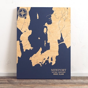 Cartello da parete con mappa costiera di Newport, Rhode Island, inciso su legno, decorazione da spiaggia, stampa nautica, regalo personalizzato unico per la famiglia.