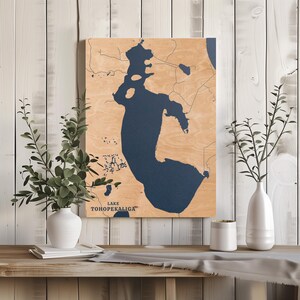 Lake Tohopekaliga, Florida | Aangepaste huisdecoratie meerkaart, gepersonaliseerd meerhuiscadeau, jubileumkamp bruiloftscadeau, gegraveerde houten muurkunst