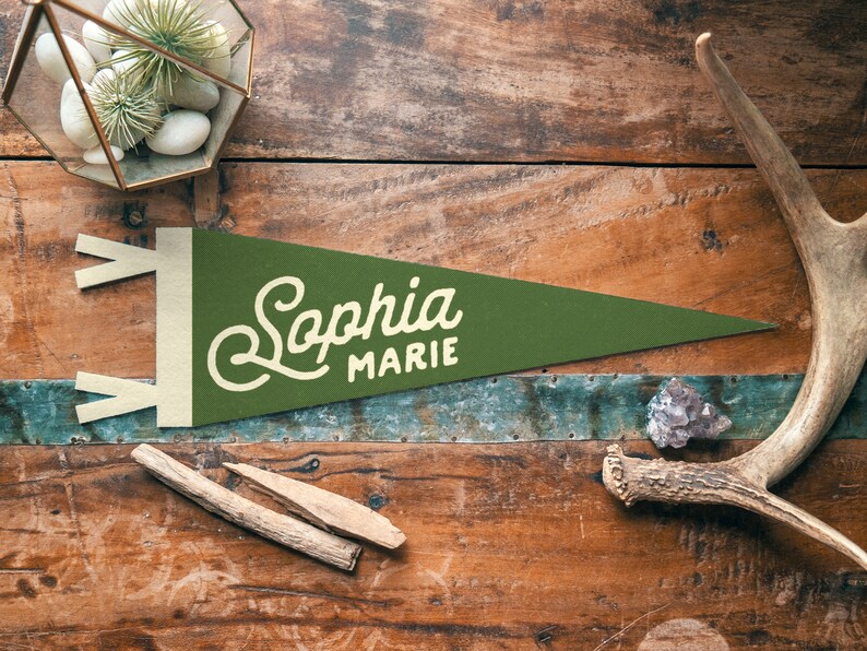 Personalized Heritage Name Sign Felt Pennant Custom Bold vintage style banner flag, kids & Nursery Wall Art, Boys Girls home decor gift Green & Cream