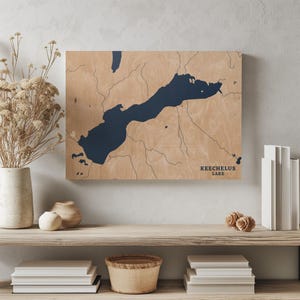 Keechelus Lake Washington / Decorazione per la casa con mappa del lago personalizzata, regalo personalizzato per casa sul lago, regalo per anniversario di matrimonio in campeggio, arte murale in legno incisa