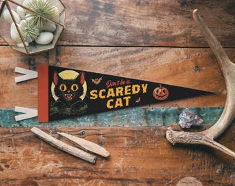 Don&#39;t Be A Scaredy Cat Felt Pennant | Retro Spooky Banner, Vintage Halloween Decor, Ghostly Greetings, Haunted House, Trick or Treat Accent