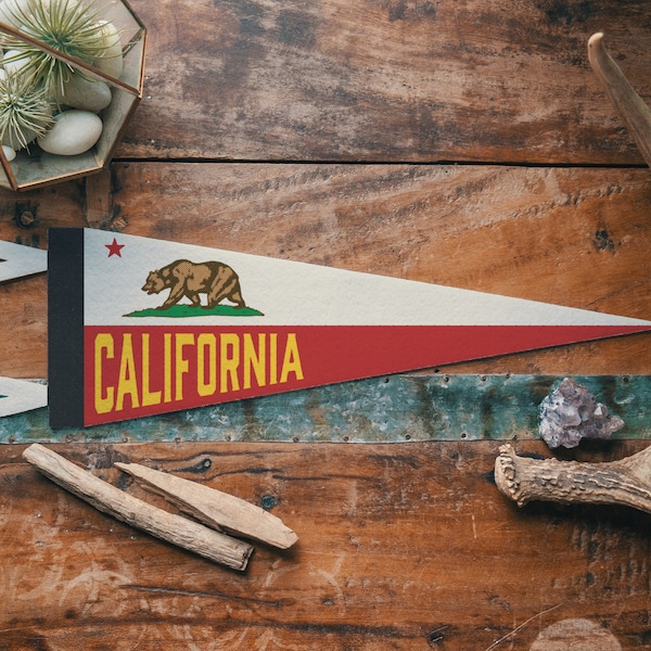 California Republic Felt Pennant | The Golden State banner poster. Vintage typography Bear flag pennant home decor. USA Handmade