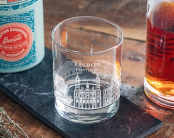 Lisbona, Portogallo, Skyline della città, Vetro inciso / Vetreria con orgoglio per la città natale, Whiskey Rocks, Vino e Birra, Regalo speciale per un viaggio
