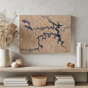 Harry S Truman Stauraum Missouri | Benutzerdefinierte See Karte Wohnkultur, personalisierte Lake House Geschenk, Jubiläum Camp Geschenk, gravierte Holz Wandkunst