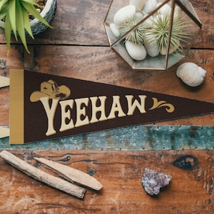 Yeehaw Felt Pennant | Vintage Wild West Cowboy Banner, Inspirational Kids Room Decor, Western Nursery Wall Art, Rustic Home Accent Gift.