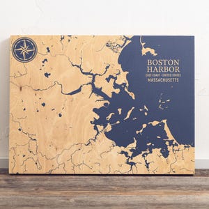 Kaart van Boston Harbor, Massachusetts | Gegraveerde houten kustkaart kunst aan de muur, decor stranddecoratie nautische print, uniek gepersonaliseerd cadeau