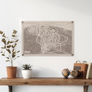 Póster de fieltro con mapa de montaña de Saddleback Maine. Arte de pared vintage para esquiar y hacer snowboard. Banderín con bandera para decoración del hogar. Hecho a mano en EE. UU.